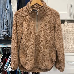 Abercrombie & Fitch Size Medium Sherpa Pullover